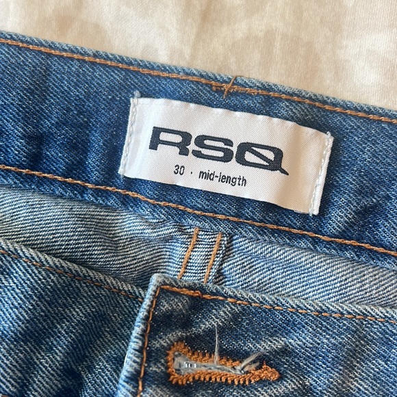 RSQ Women’s Jean Shorts - Mid Length size 30 - Picture 2 of 4